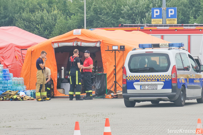 Pożar w Merkury Market - po opanowaniu pożaru