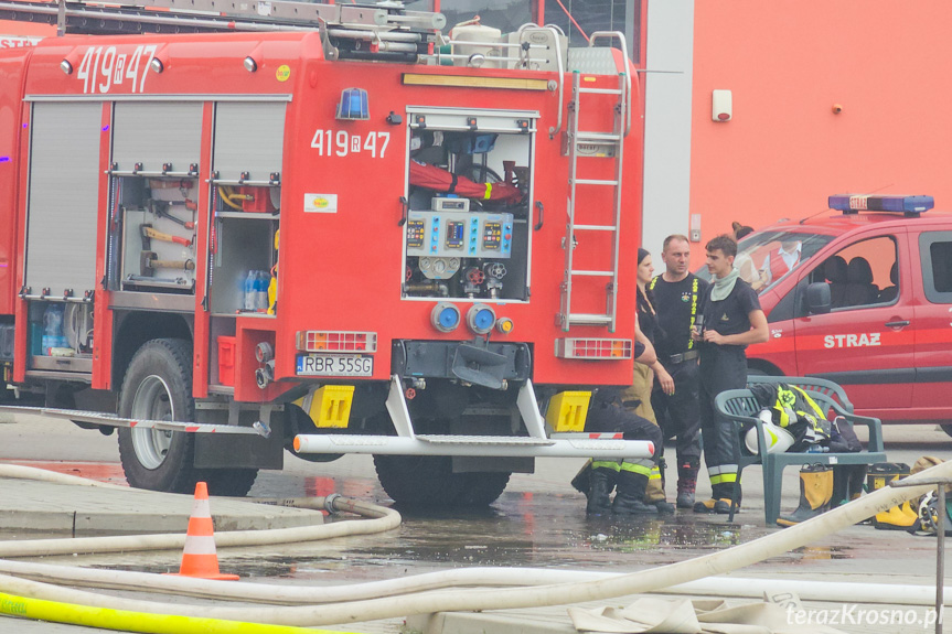 Pożar w Merkury Market - po opanowaniu pożaru