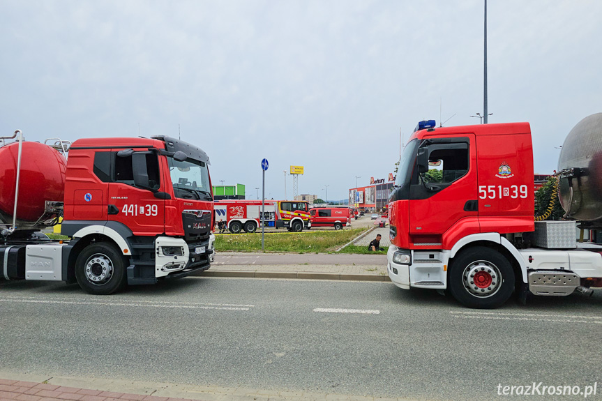 Pożar w Merkury Market - po opanowaniu pożaru