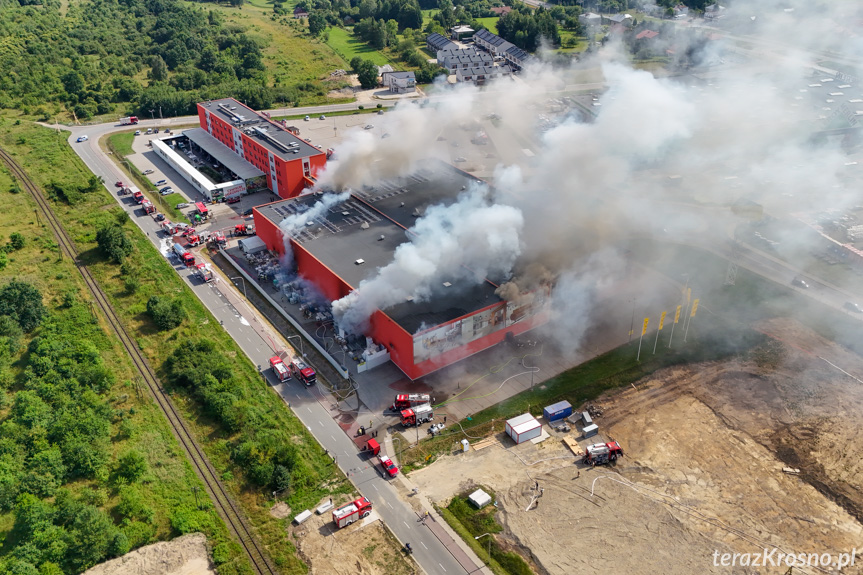 Pożar w Merkurym Markecie w Krośnie 2