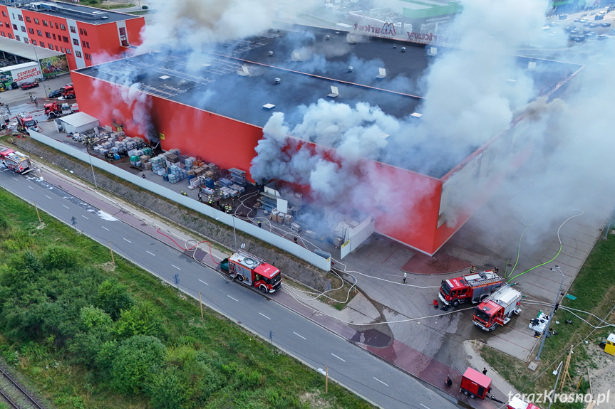 Pożar w Merkurym Markecie w Krośnie 2