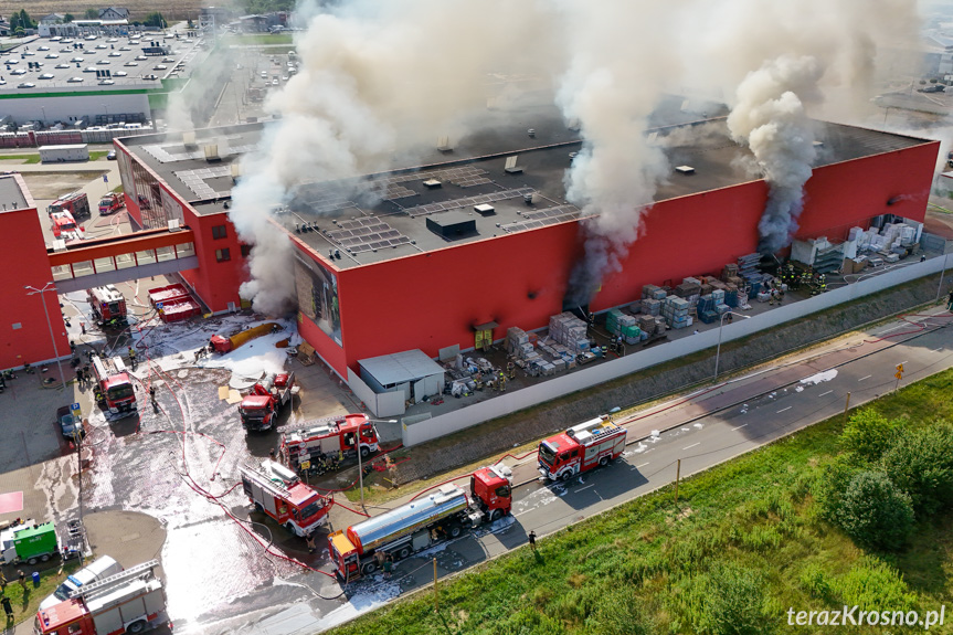 Pożar w Merkurym Markecie w Krośnie 2