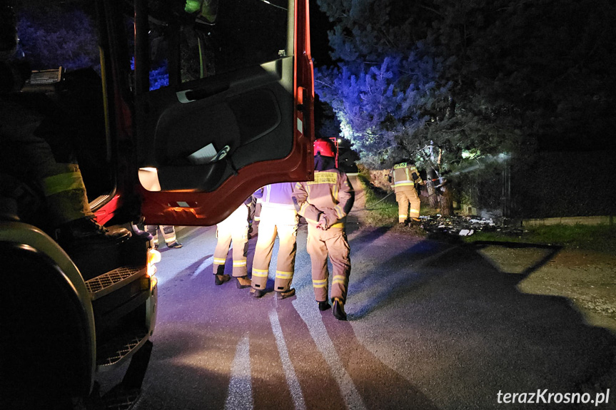 Pożar worków ze śmieciami