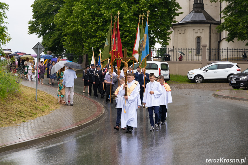 Procesja Bożego Ciała w parafii Zręcin