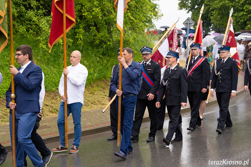 Procesja Bożego Ciała w parafii Zręcin