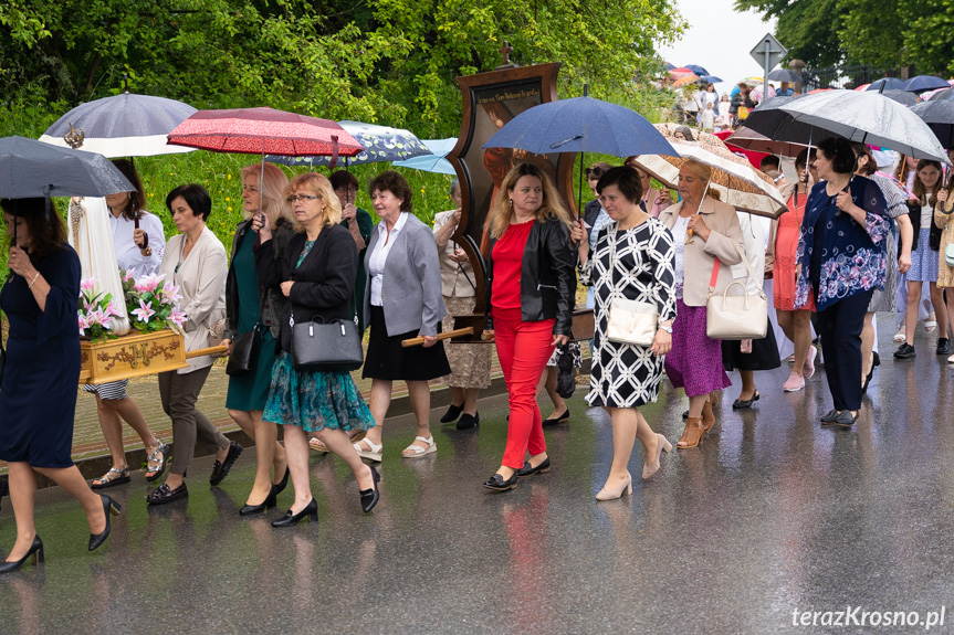 Procesja Bożego Ciała w parafii Zręcin