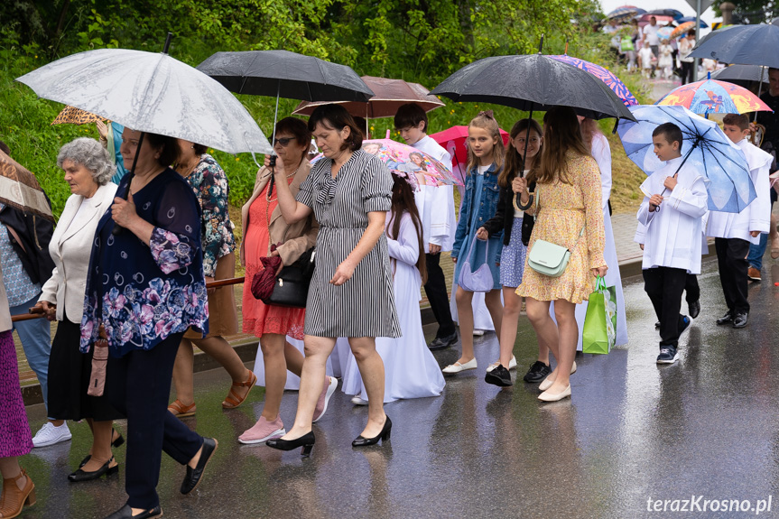 Procesja Bożego Ciała w parafii Zręcin