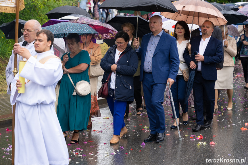 Procesja Bożego Ciała w parafii Zręcin