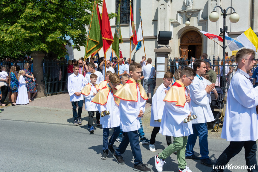 Procesja Bożego Ciała w parafii Zręcin