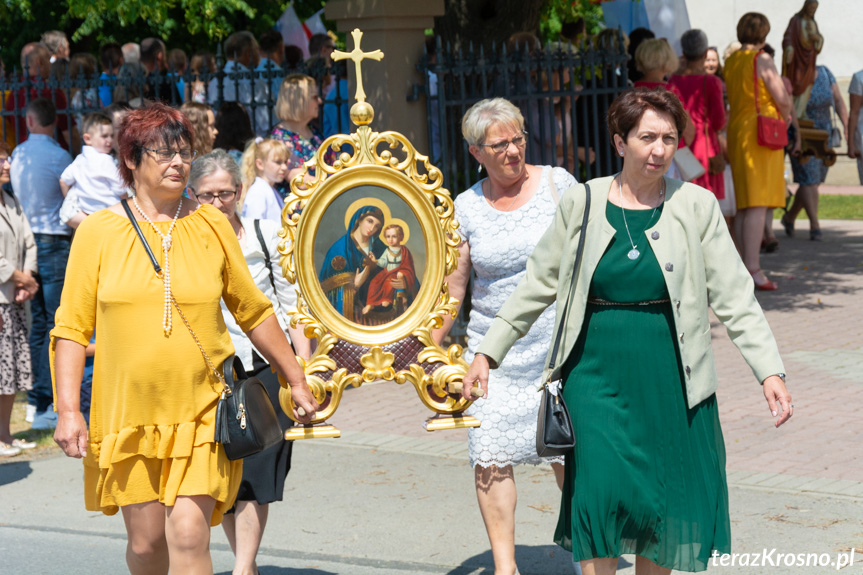 Procesja Bożego Ciała w parafii Zręcin