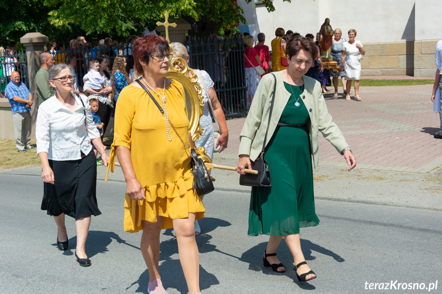 Procesja Bożego Ciała w parafii Zręcin