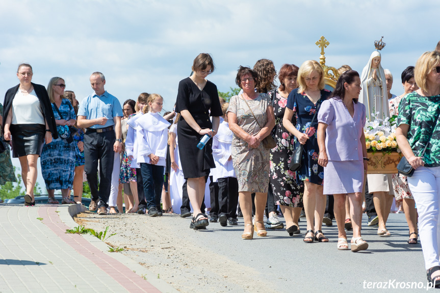 Procesja Bożego Ciała w parafii Zręcin