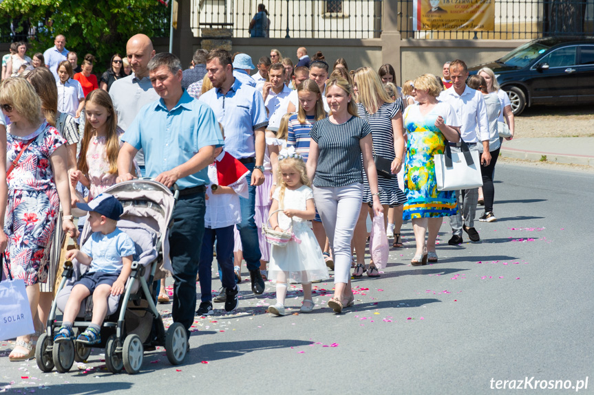 Procesja Bożego Ciała w parafii Zręcin