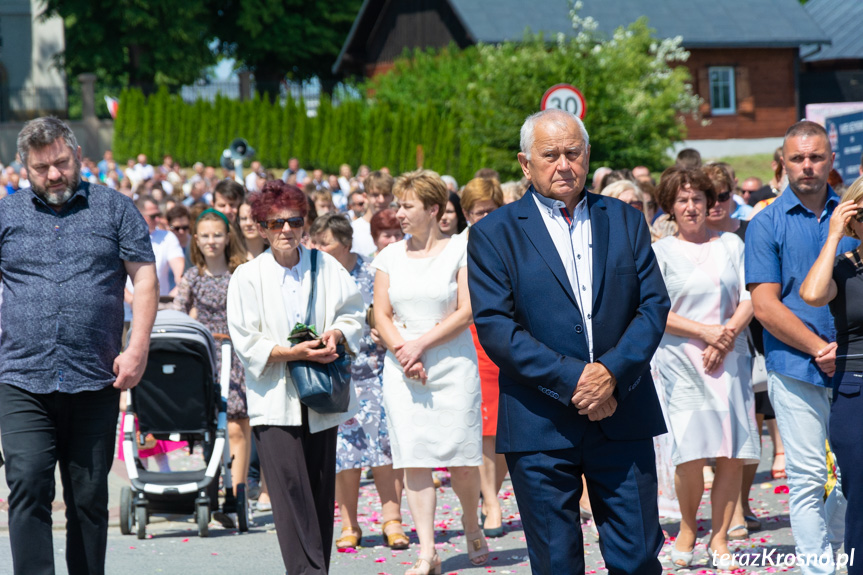 Procesja Bożego Ciała w parafii Zręcin