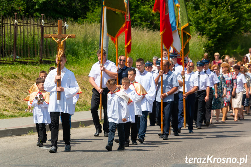 Procesja Bożego Ciała w parafii Zręcin