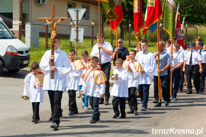 Procesja Bożego Ciała w parafii Zręcin