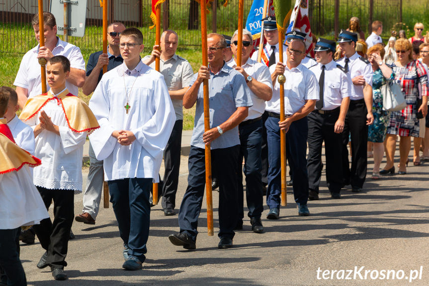 Procesja Bożego Ciała w parafii Zręcin