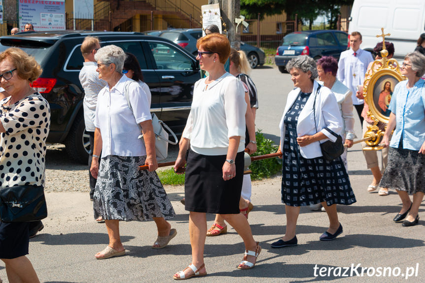 Procesja Bożego Ciała w parafii Zręcin