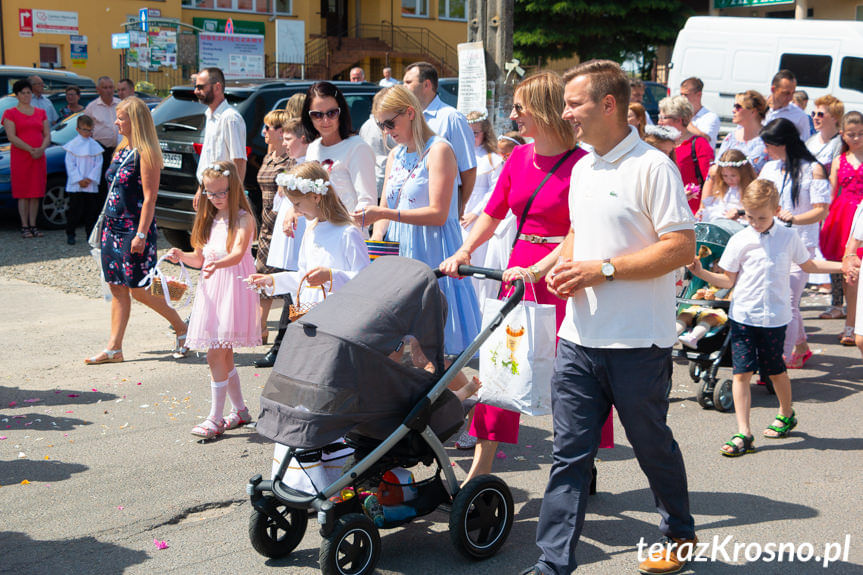 Procesja Bożego Ciała w parafii Zręcin