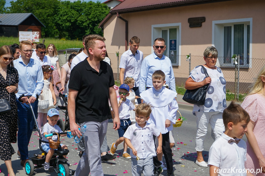 Procesja Bożego Ciała w Zręcinie