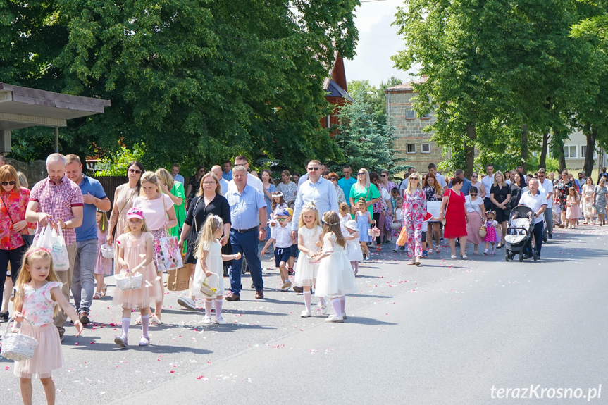 Procesja Bożego Ciała w Zręcinie