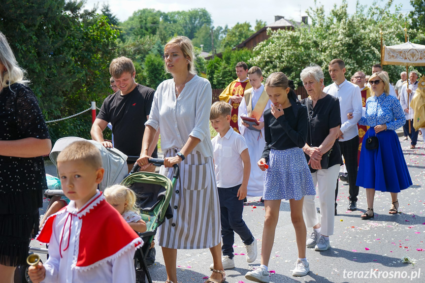 Procesja Bożego Ciała w Zręcinie