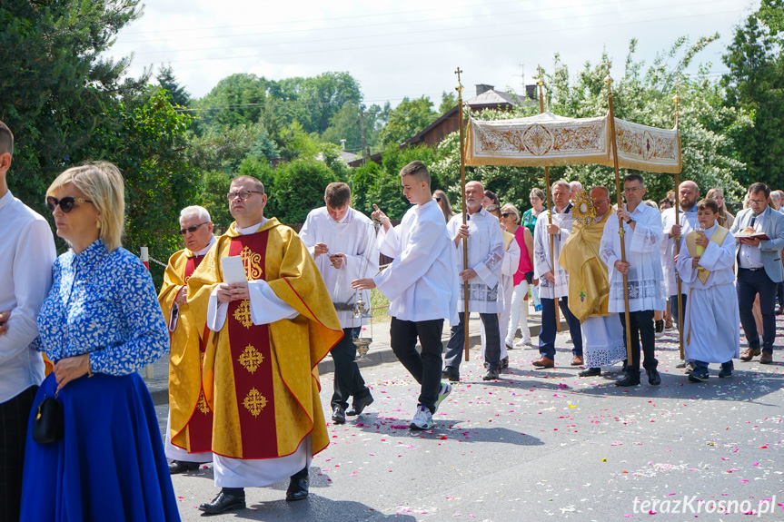 Procesja Bożego Ciała w Zręcinie