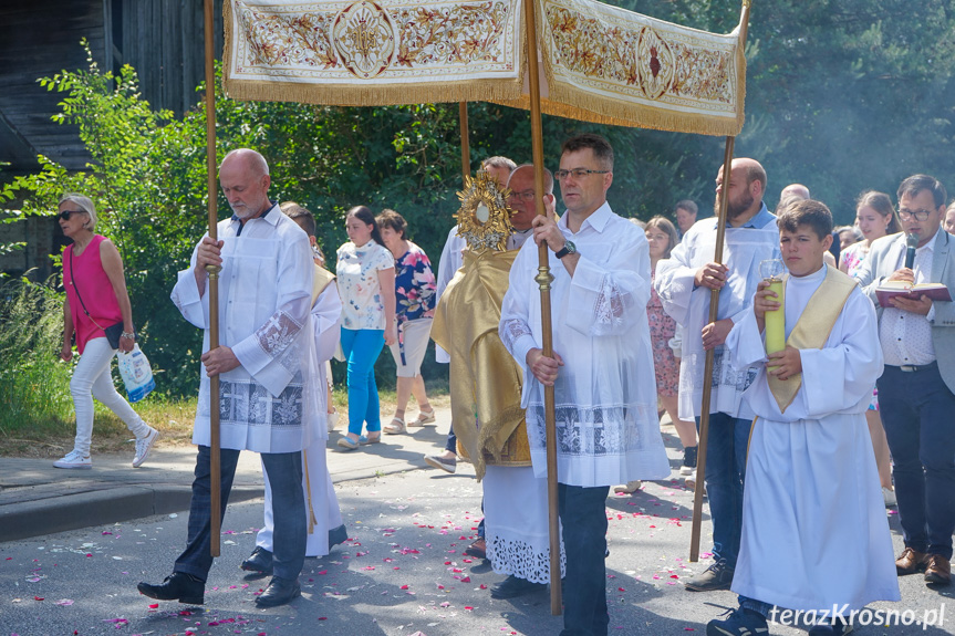 Procesja Bożego Ciała w Zręcinie