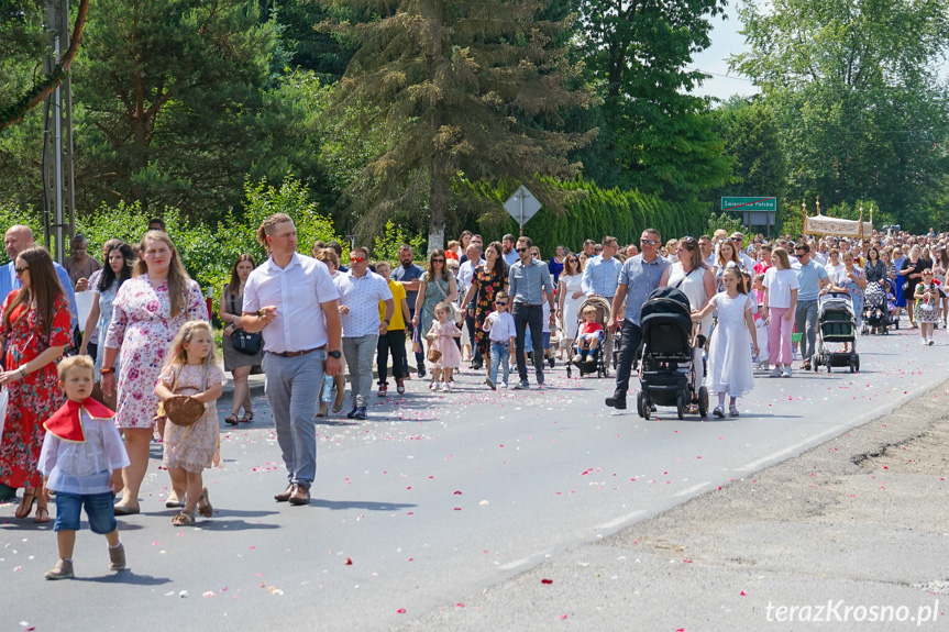 Procesja Bożego Ciała w Zręcinie