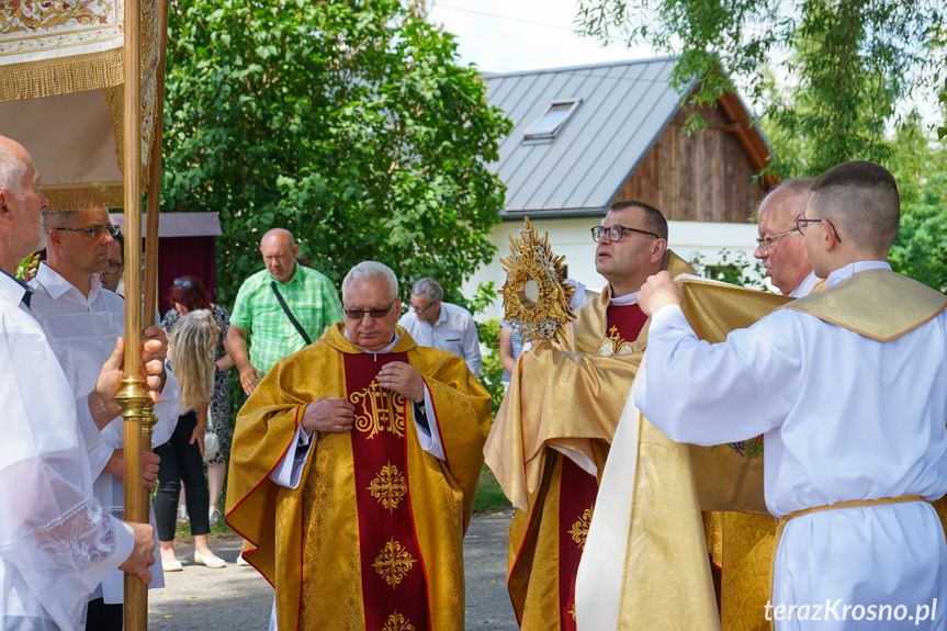 Procesja Bożego Ciała w Zręcinie