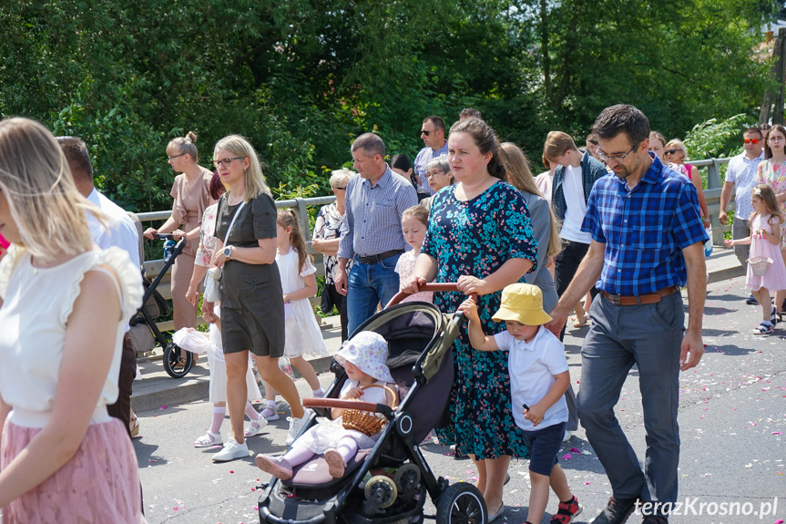 Procesja Bożego Ciała w Zręcinie