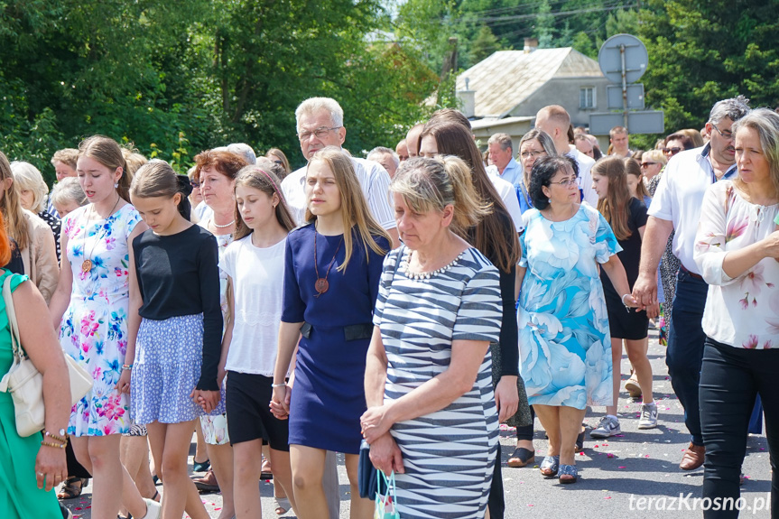 Procesja Bożego Ciała w Zręcinie