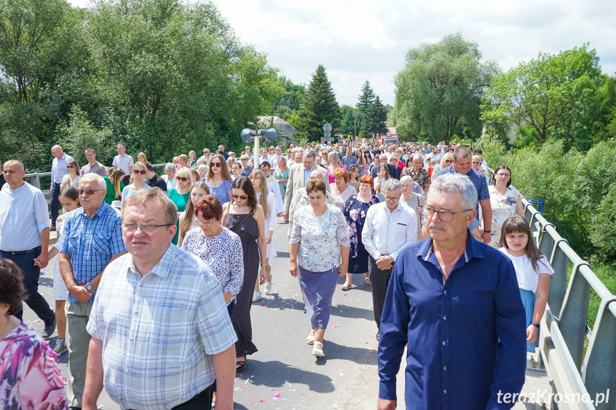 Procesja Bożego Ciała w Zręcinie