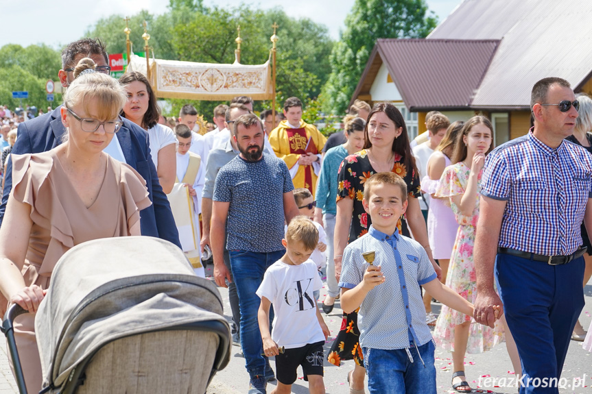 Procesja Bożego Ciała w Zręcinie