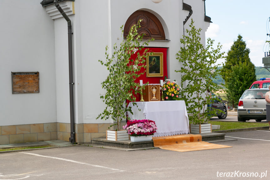 Procesja Bożego Ciała w Zręcinie