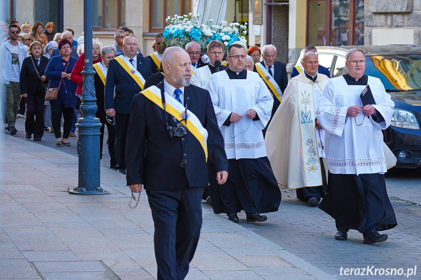 Procesja ulicami Rynku