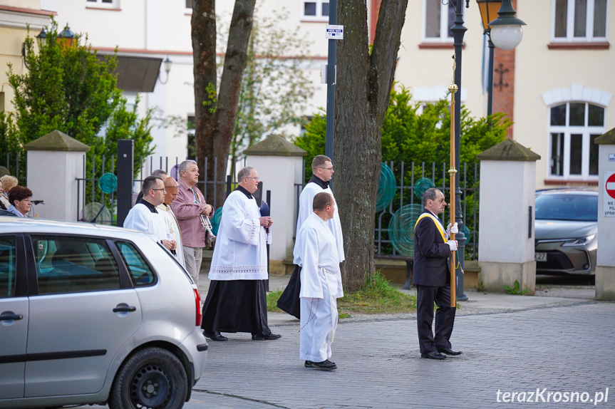 Procesja ulicami Rynku