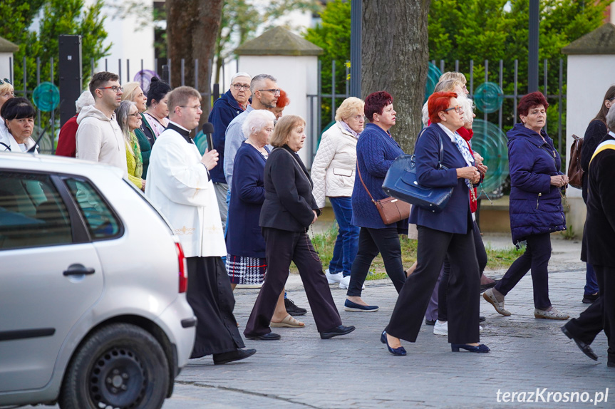 Procesja ulicami Rynku