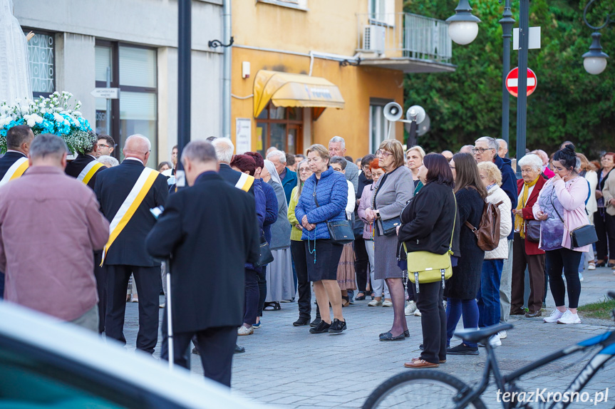 Procesja ulicami Rynku