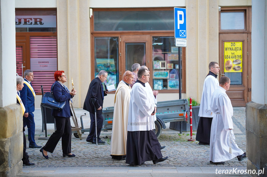 Procesja ulicami Rynku