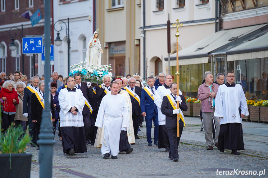 Procesja ulicami Rynku