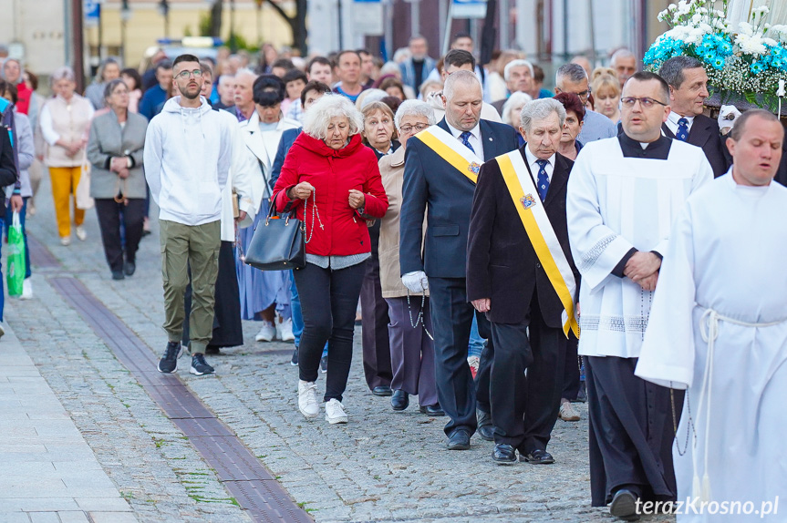 Procesja ulicami Rynku