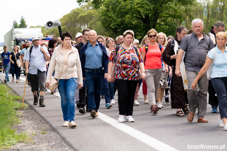 Procesja z relikwiami św. Jana z Dukli