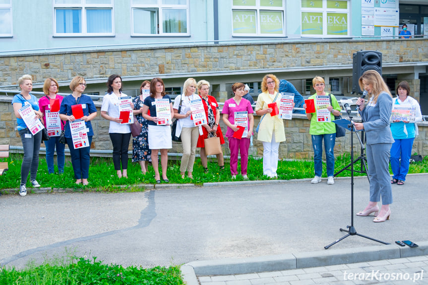 Protest pielęgniarek w Krośnie