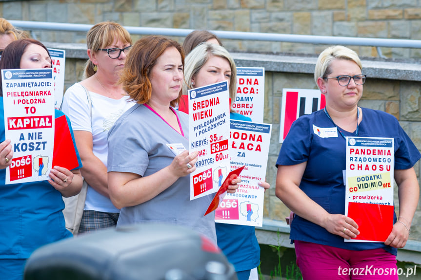 Protest pielęgniarek w Krośnie