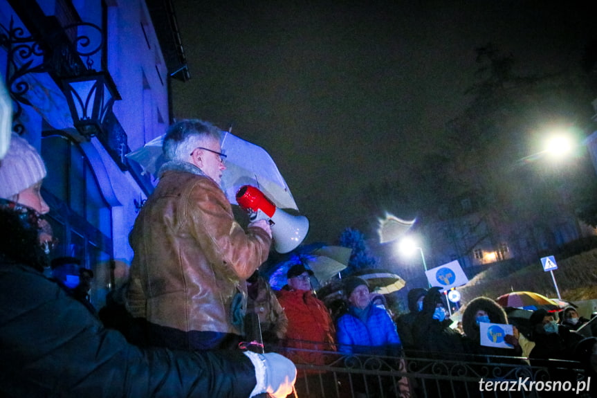 Protest przed biurem Piotra Babinetza w Krośnie