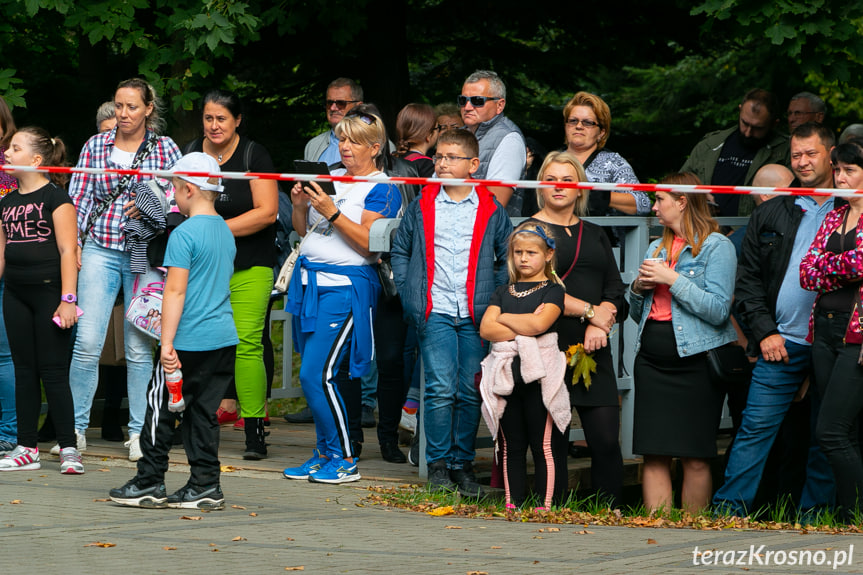 Przegląd Amatorskich Zespołów Mażoretek w Rymanowie