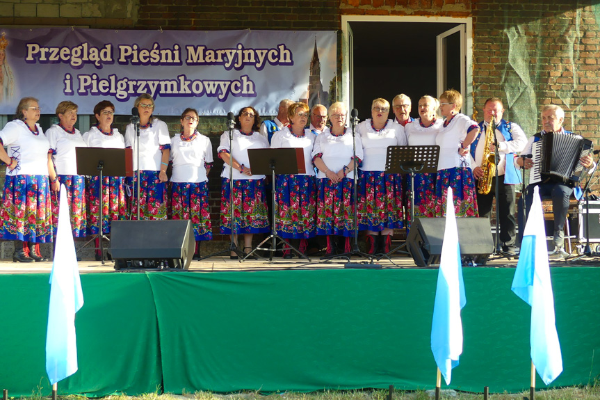 Przegląd Pieśni Maryjnych w Bóbrce