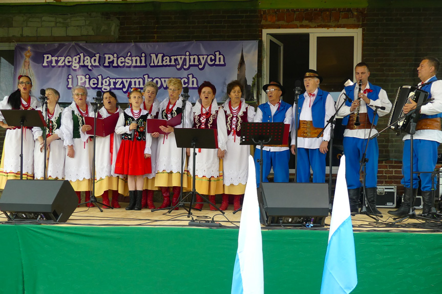 Przegląd Pieśni Maryjnych w Bóbrce