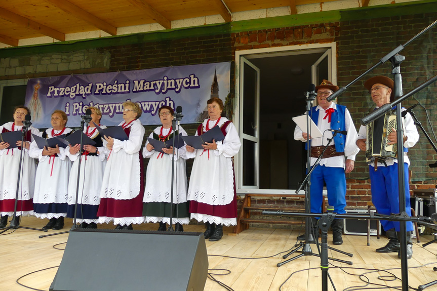 Przegląd Pieśni Maryjnych w Bóbrce